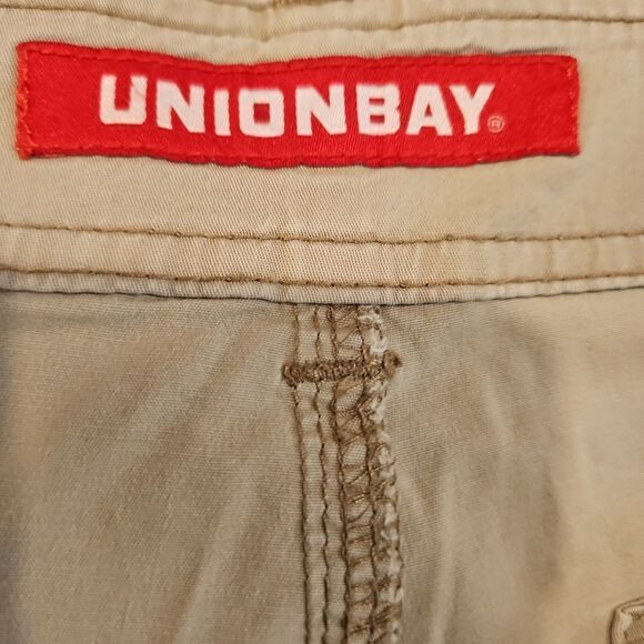 UNIONBAY Mens Cargo Shorts sz 42 - Picture 3 of 6
